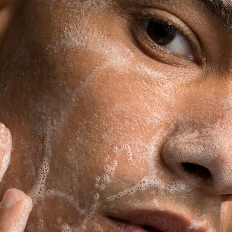 Simple and Effective Dry Skin Care Routine for Men: Just 3 Essential Products
